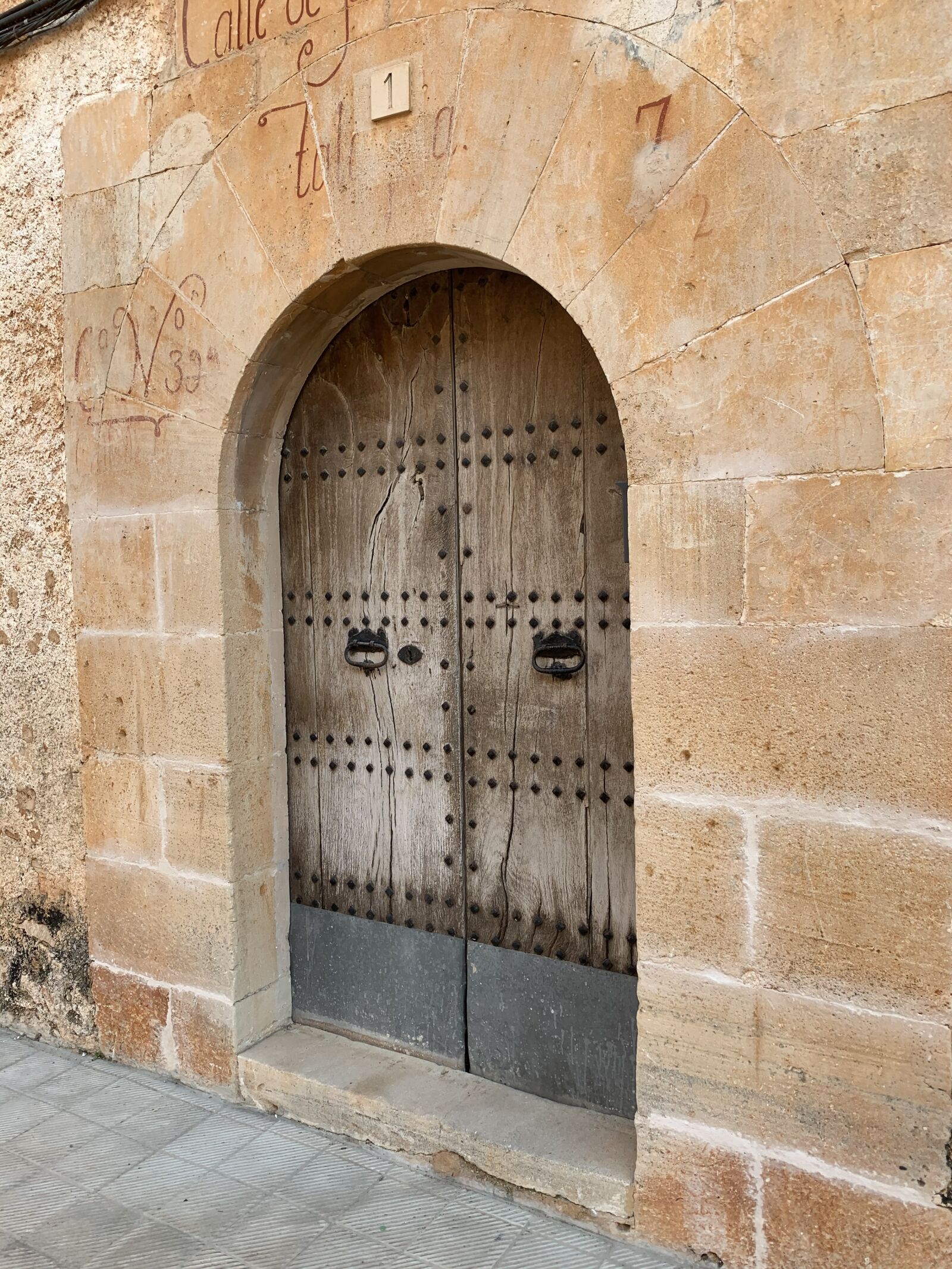 Apple iPhone XR sample photo. Portal, mallorca, architecture photography