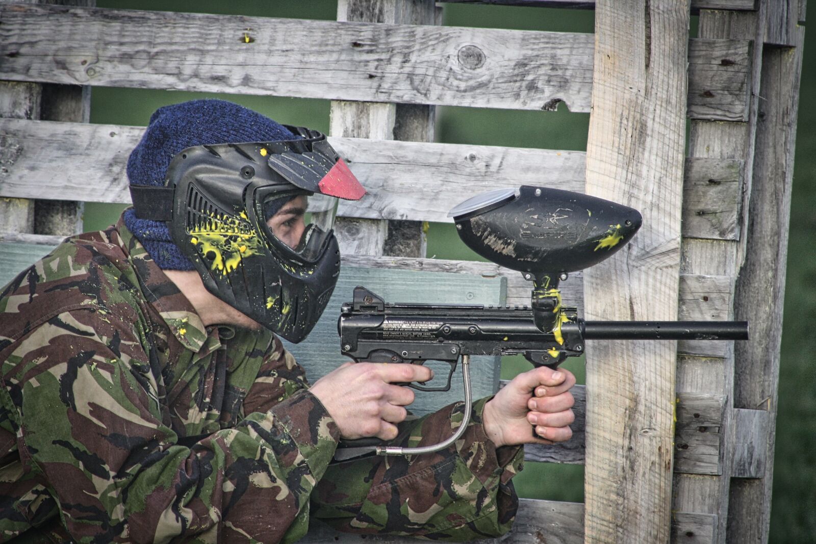 Canon EOS 1000D (EOS Digital Rebel XS / EOS Kiss F) sample photo. Paintball, action, army photography