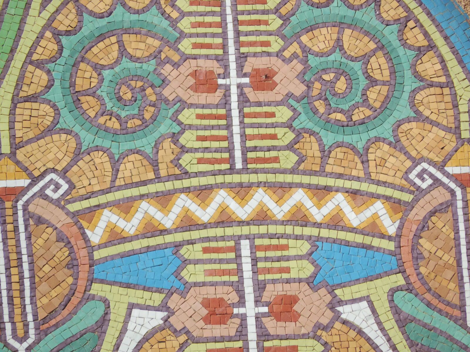 Nikon Coolpix P520 sample photo. Arabesque, colorful, handmade, mosaic photography