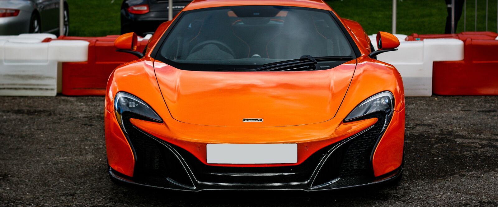 Canon EOS 70D + Canon EF 50mm F1.4 USM sample photo. Car, public show, wheel photography