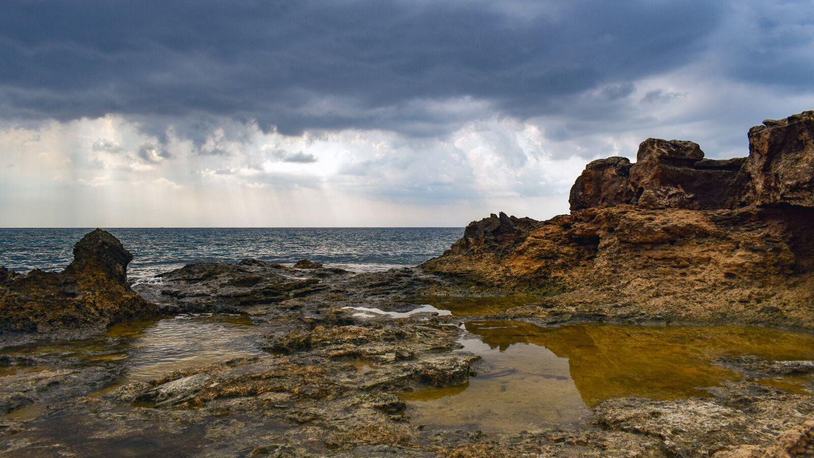 Nikon D3300 sample photo. Rocky coast, sea, nature photography