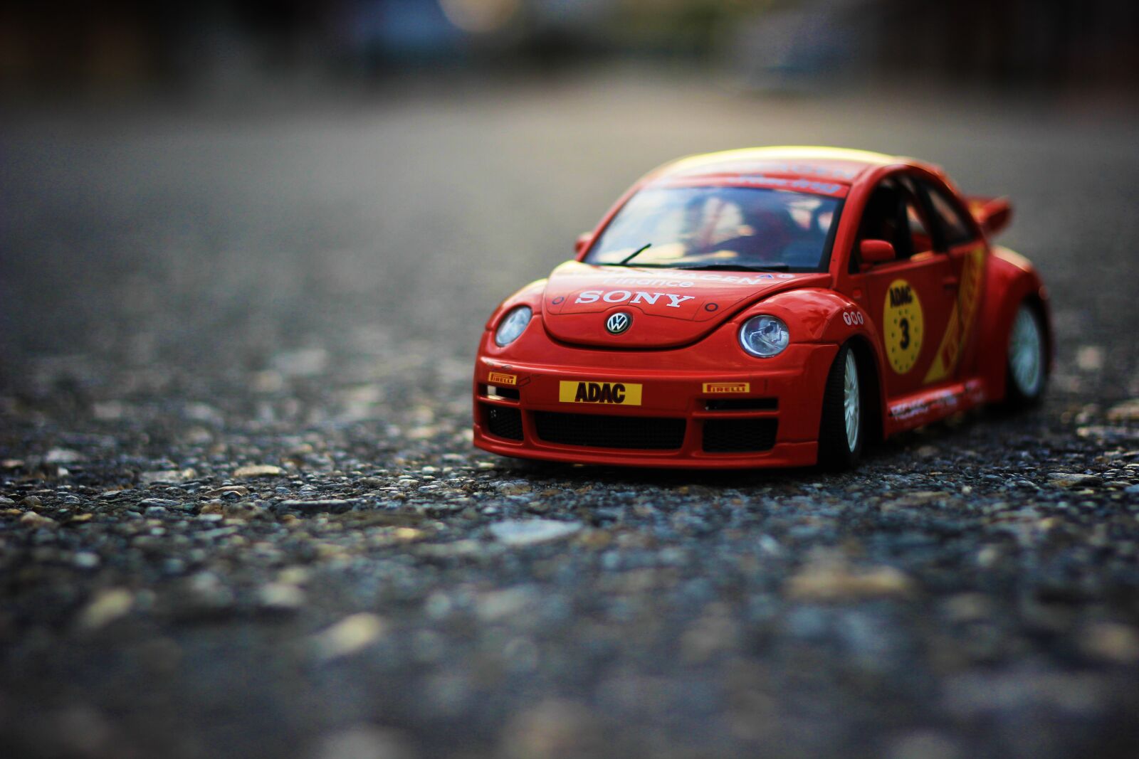 Canon EOS 600D (Rebel EOS T3i / EOS Kiss X5) + Canon EF 50mm F1.8 STM sample photo. Race car, volkswagen, beetle photography