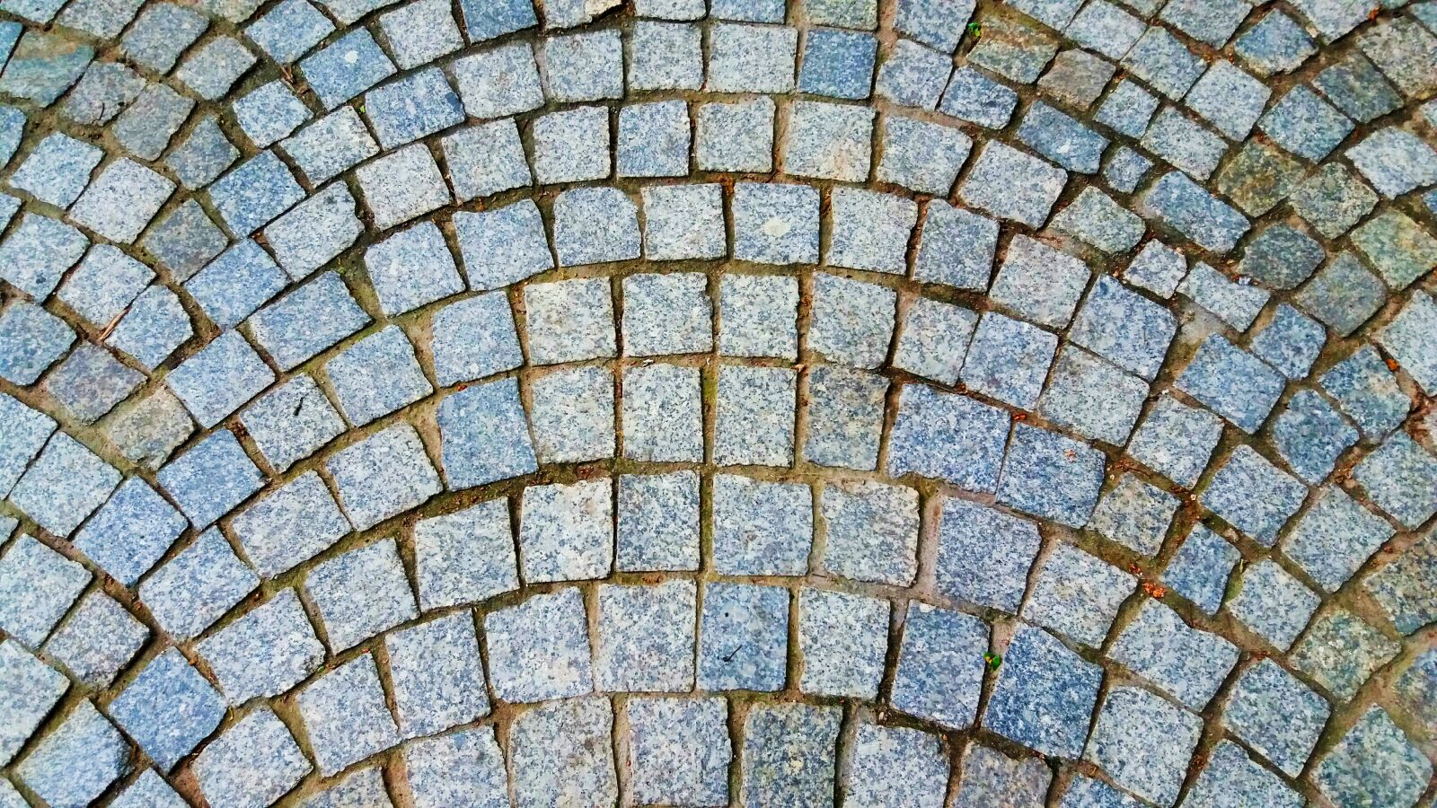 Samsung Galaxy J5 sample photo. Warsaw, colors, street photography
