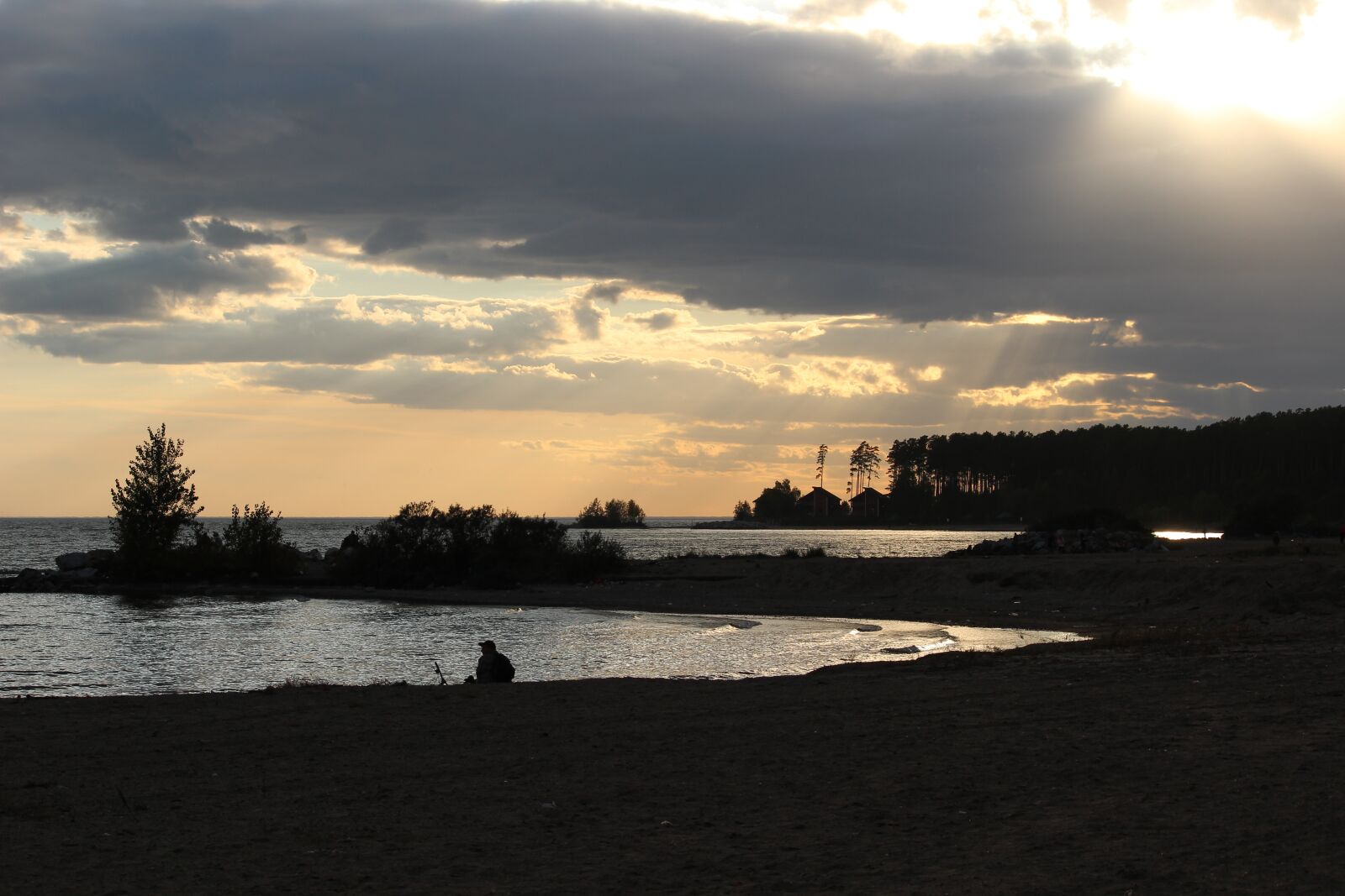 Canon EOS 600D (Rebel EOS T3i / EOS Kiss X5) sample photo. Sunset, sea, clouds photography