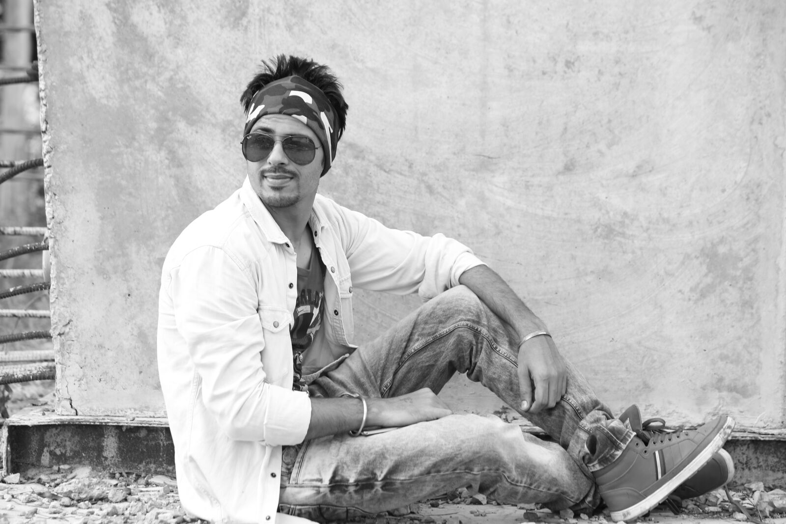Canon EOS 5D Mark III sample photo. Handsome, man, young photography