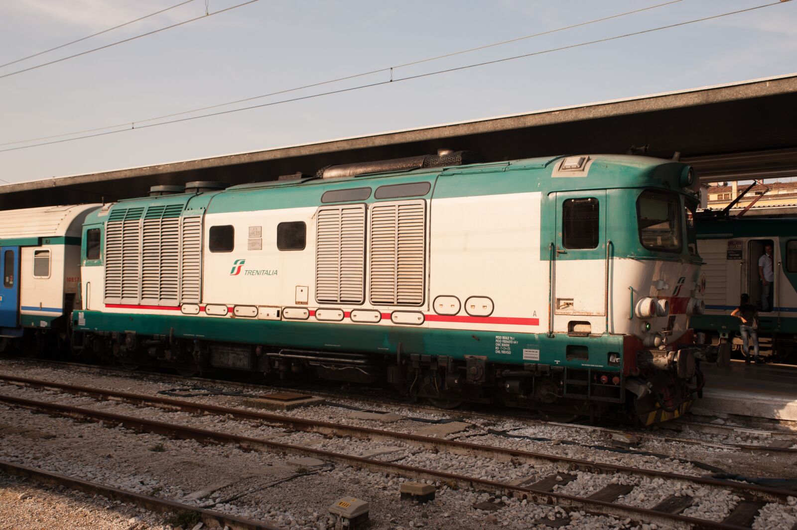 Nikon D700 sample photo. Railway, railroad, italy photography