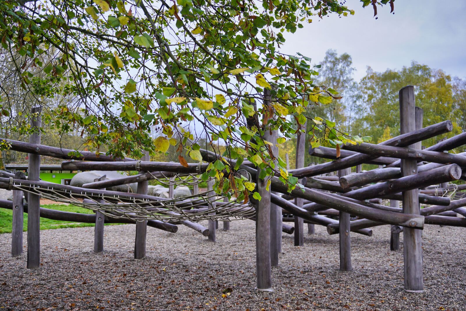 Sony a6500 + Sony E 16-50mm F3.5-5.6 PZ OSS sample photo. Playground, klettergerüst, wood photography