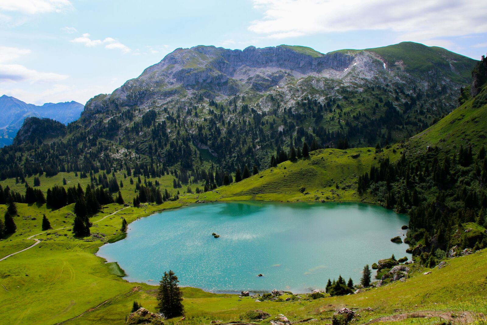 Canon EOS 80D sample photo. Mountains, lake, water photography