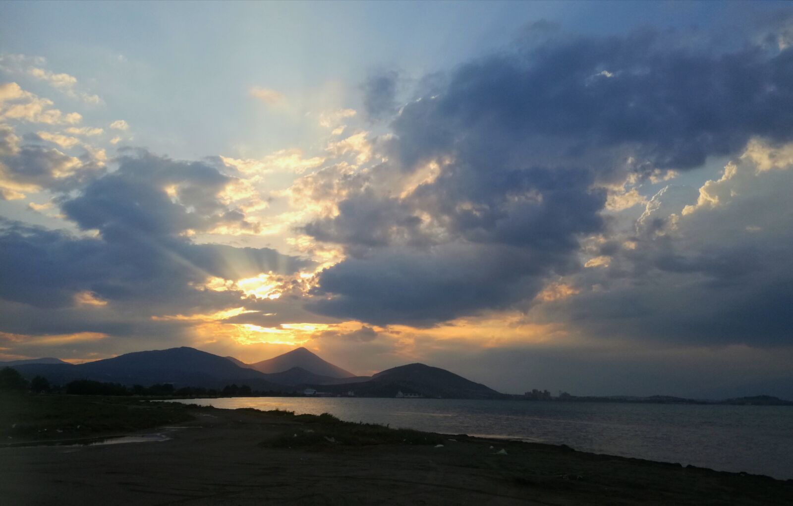 HUAWEI P9 LITE sample photo. Sky, sea, sunset photography