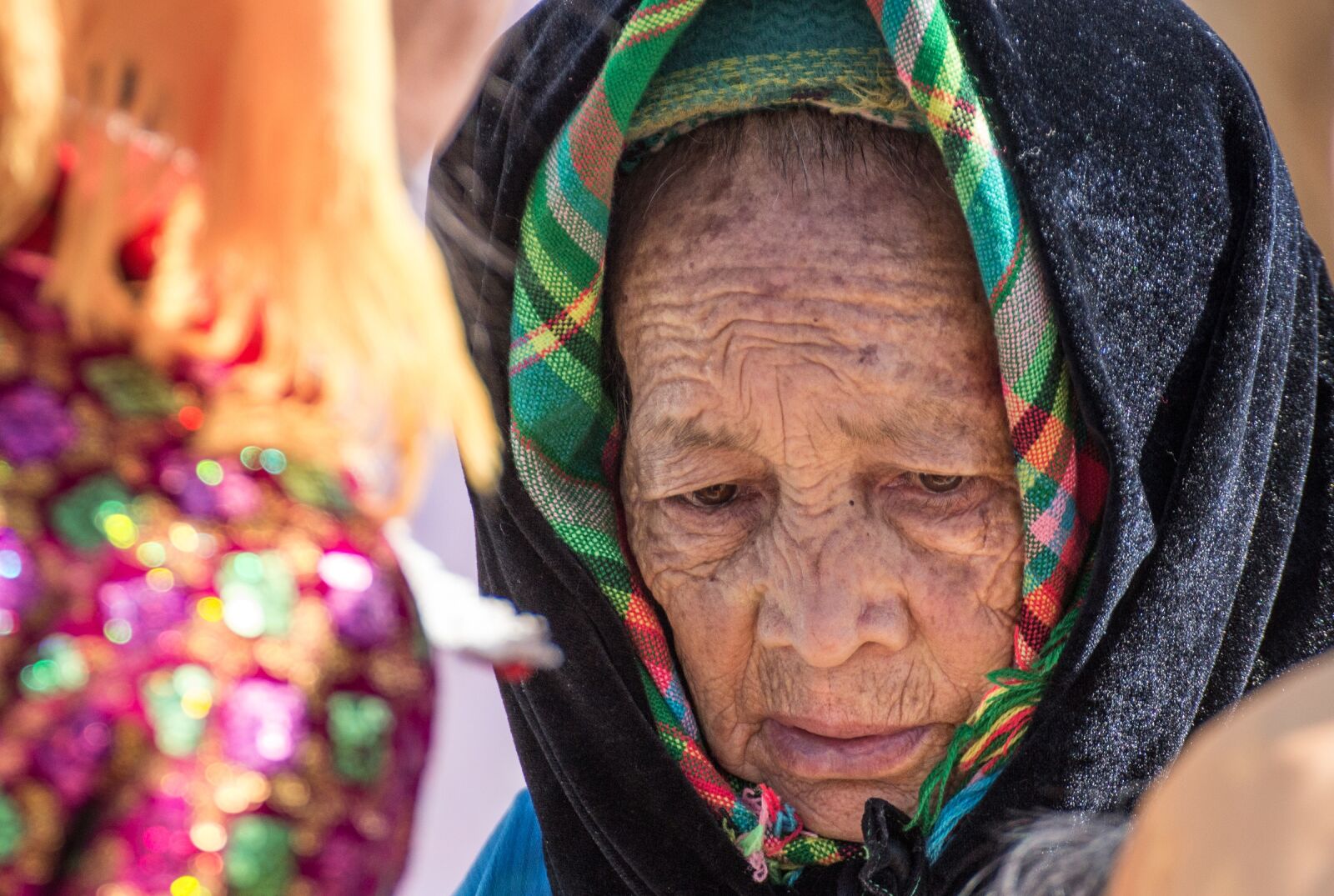 Canon EOS 600D (Rebel EOS T3i / EOS Kiss X5) sample photo. Woman, old, eyes photography