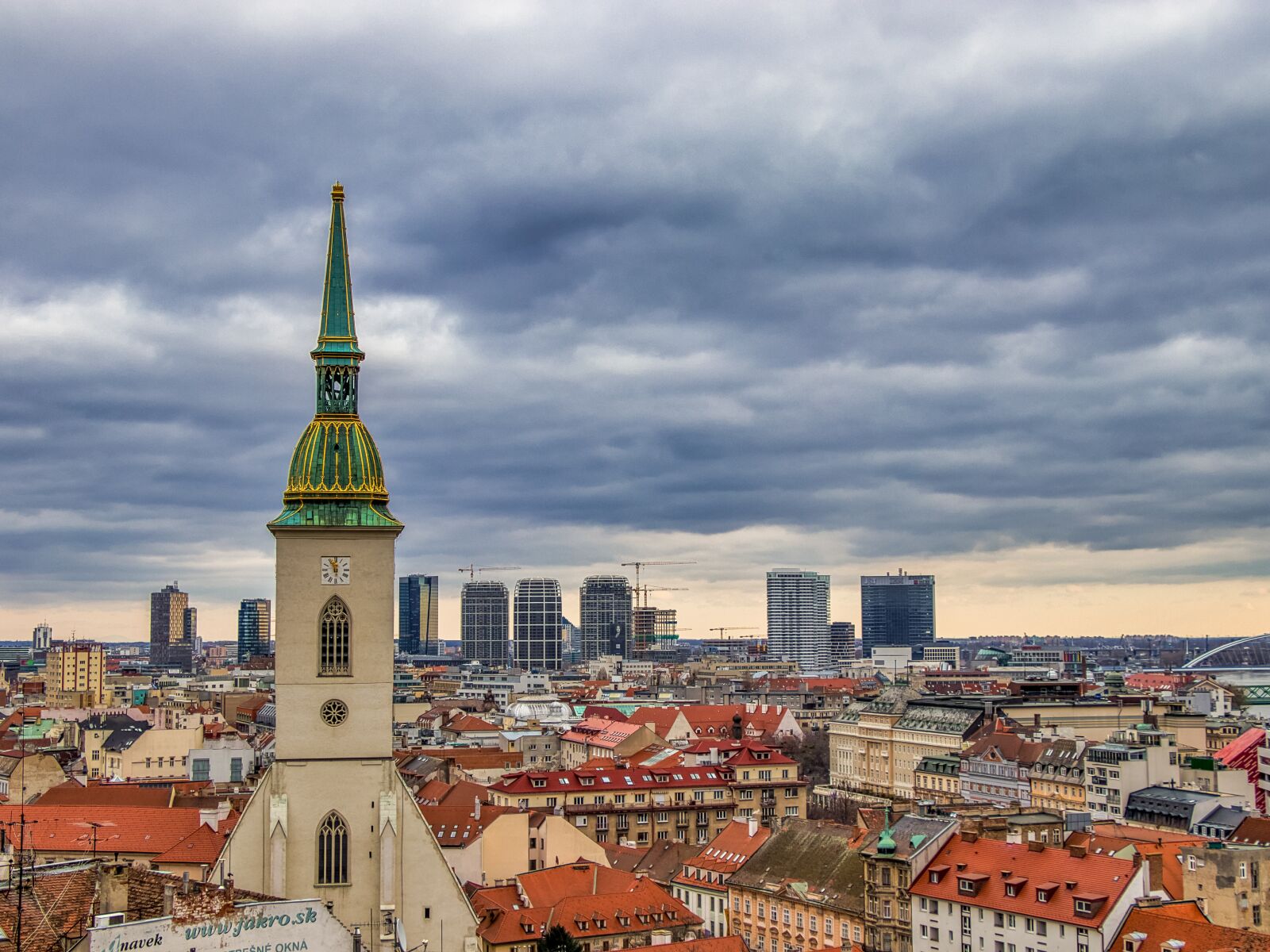 Canon EF-S 18-135mm F3.5-5.6 IS USM sample photo. Bratislava, view, slovakia photography