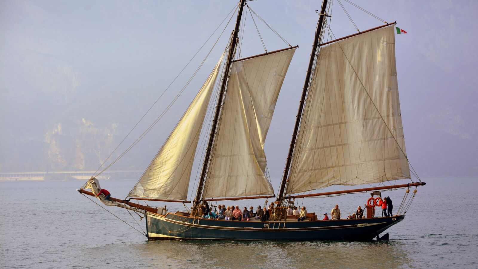 Nikon D7100 sample photo. Sailing ship, lake, garda photography