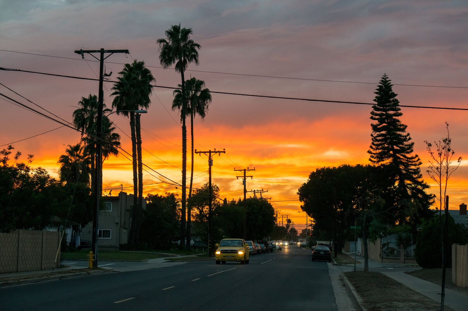 Sony Alpha NEX-6 + E 50mm F1.8 OSS sample photo. Sunset, street, los angeles photography