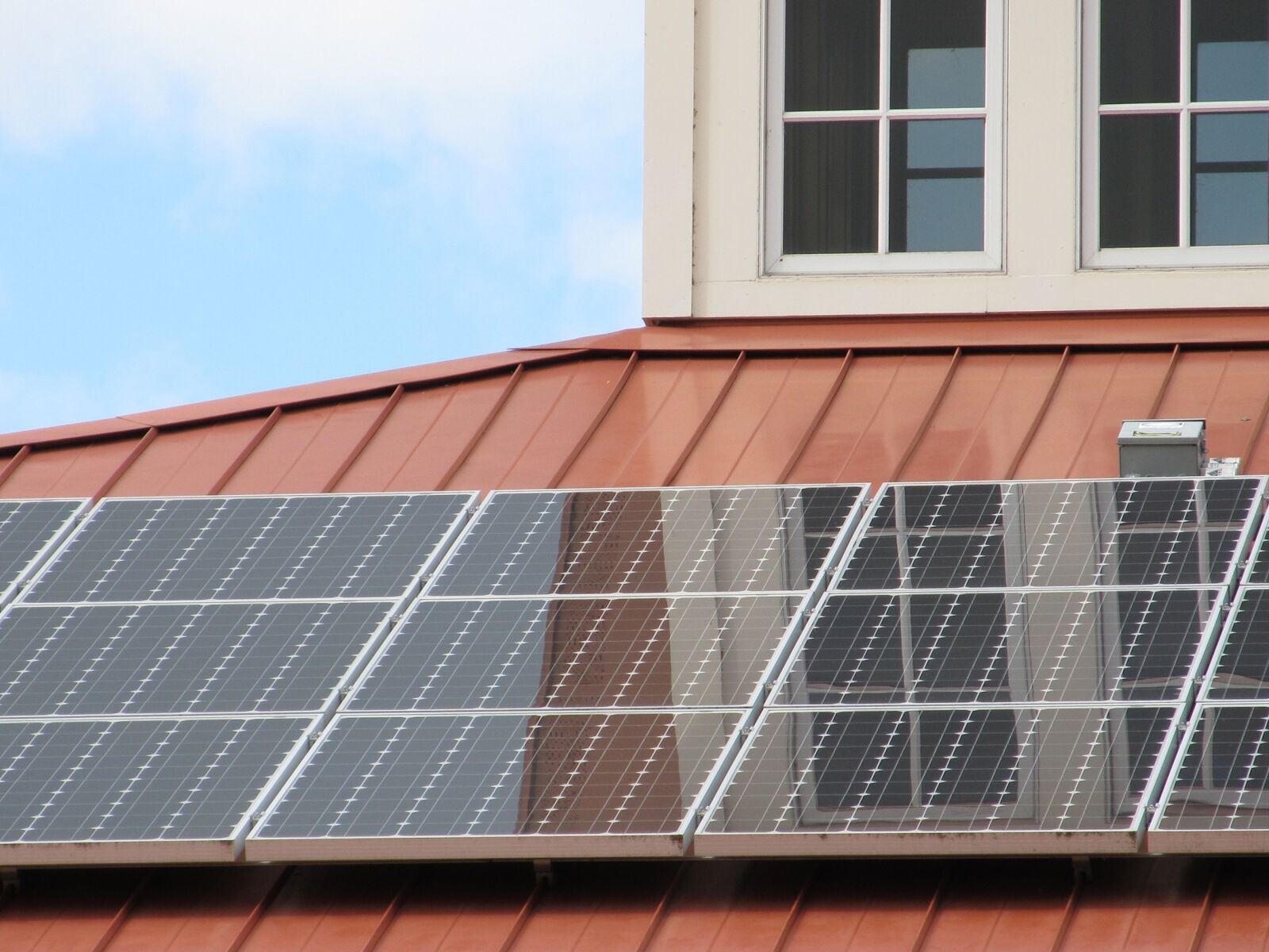 Canon PowerShot SX130 IS sample photo. Solar panel array, roof photography