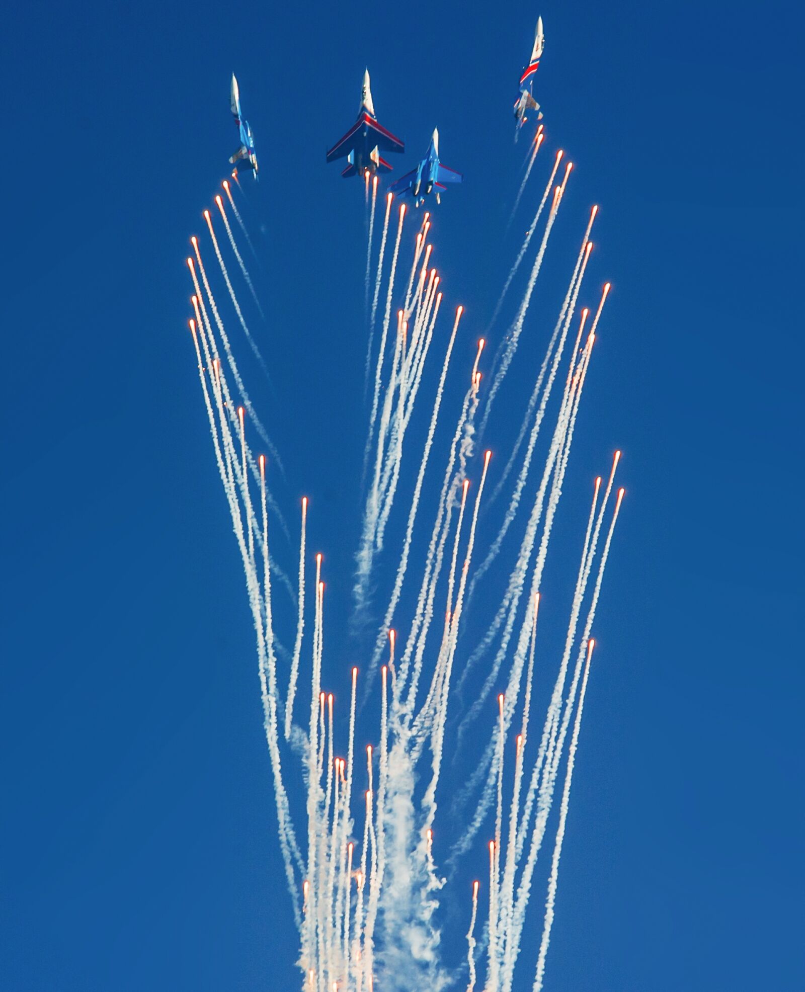Nikon D3S sample photo. Sky, airshow, aircraft photography