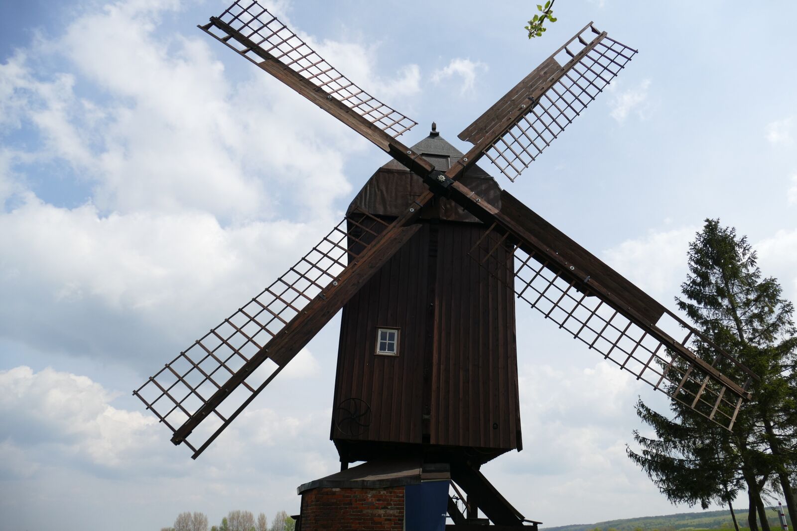 Panasonic Lumix DMC-FZ1000 sample photo. Post mill, danstedt, sky photography