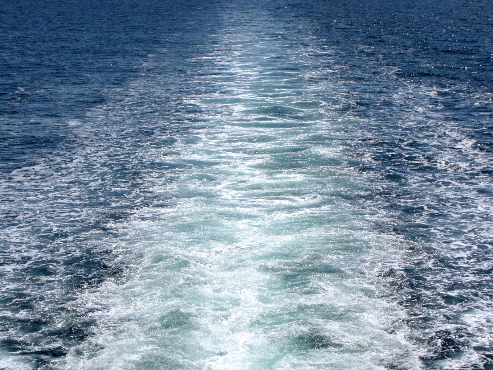 Canon PowerShot SX10 IS sample photo. Ferry, water, travel photography