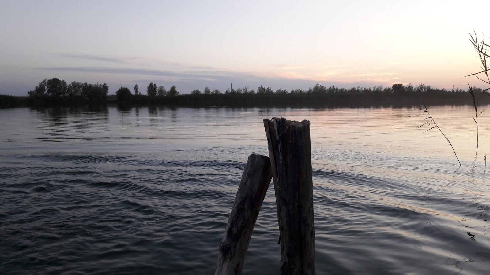 Samsung Galaxy A3(2016) sample photo. Lake, water, landscape photography