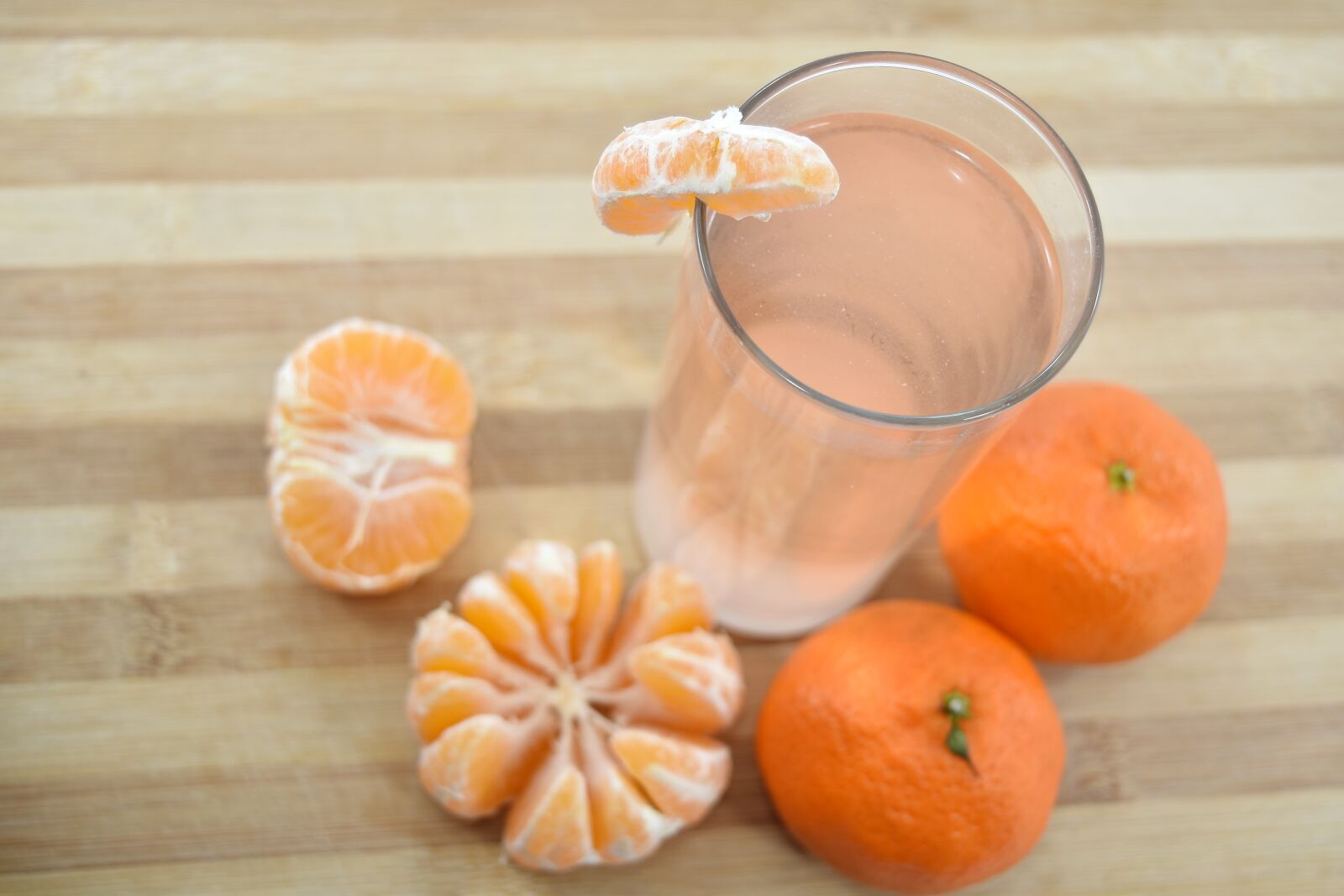 Nikon D5500 sample photo. Fresh, fruit juice, glass photography