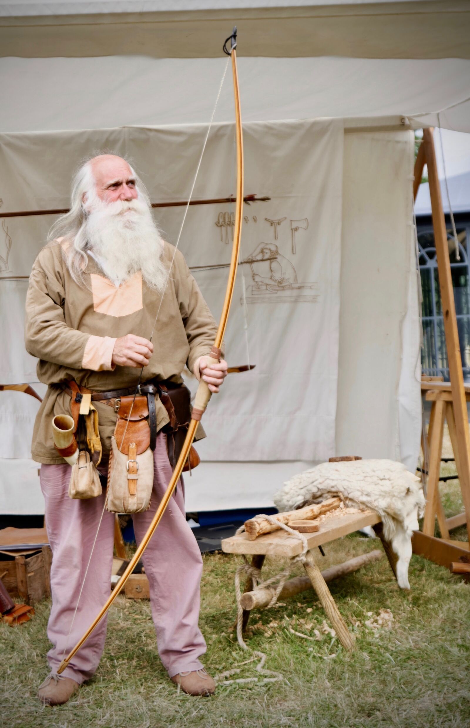 Canon EOS 70D + Canon EF 24-105mm F4L IS USM sample photo. Arc, man, costume photography