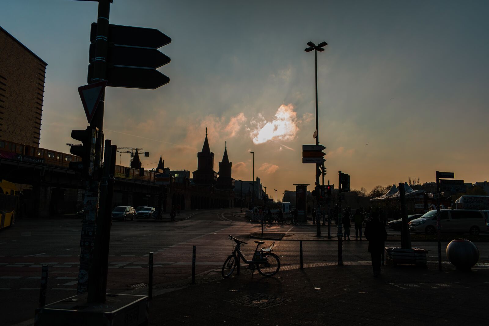 Nikon D5600 sample photo. Berlin, warschauer strasse, sky photography