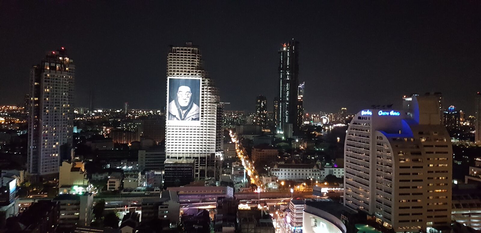 Samsung Galaxy S8+ sample photo. Bangkok, night, horizon photography