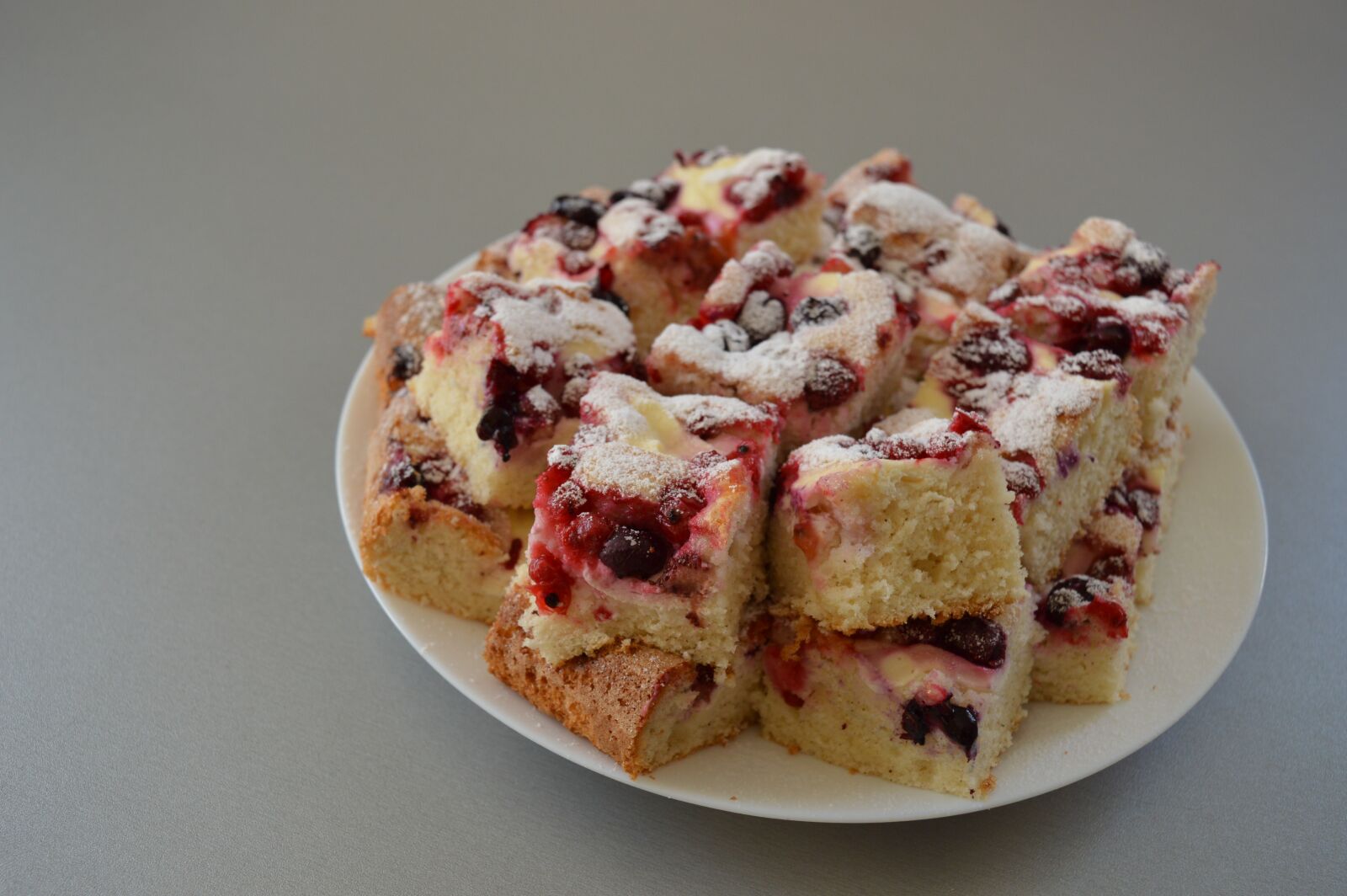 Nikon D3200 sample photo. Fruit cake, pastry, dessert photography