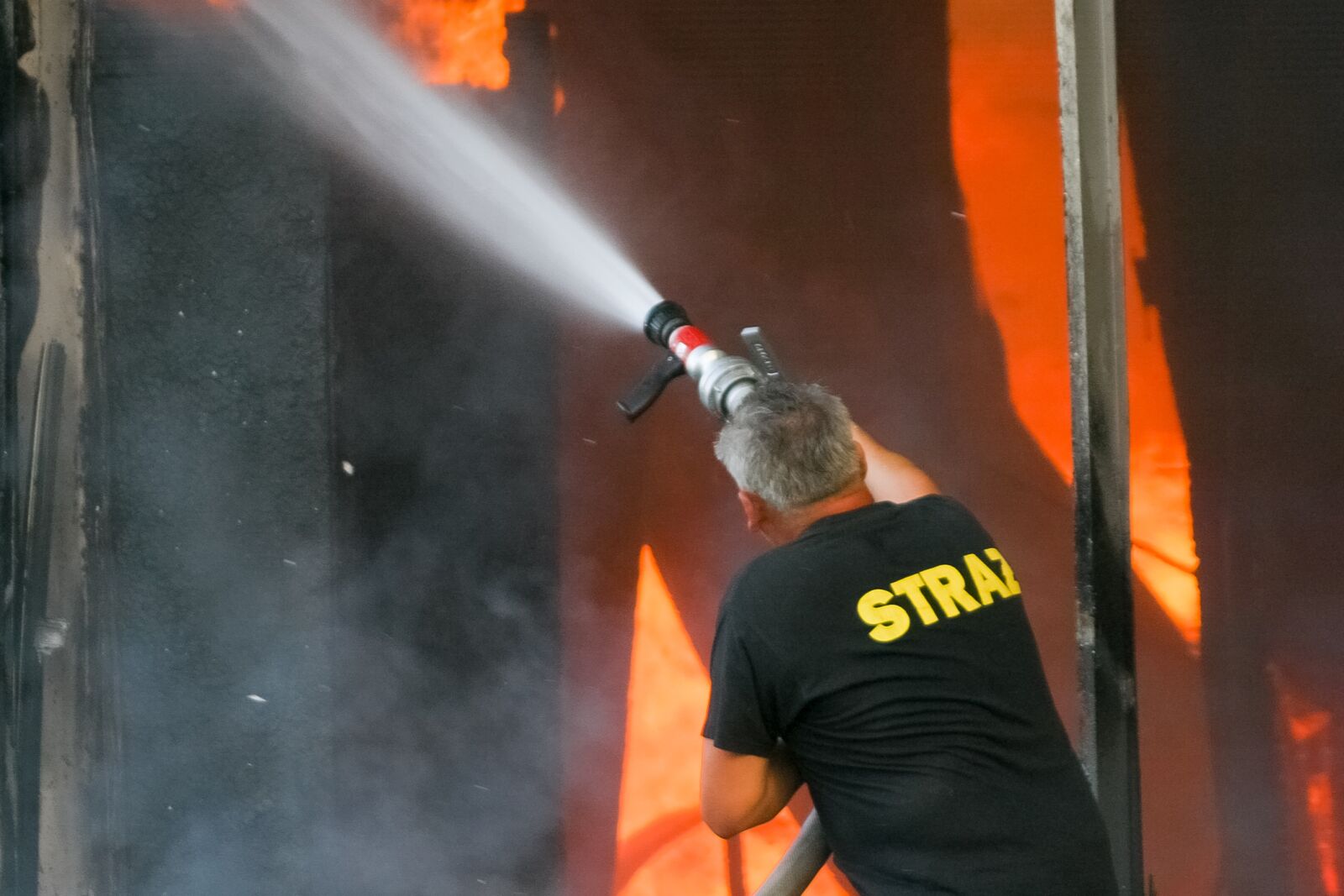 Canon EOS 10D sample photo. Fire, fireman, firefighter photography