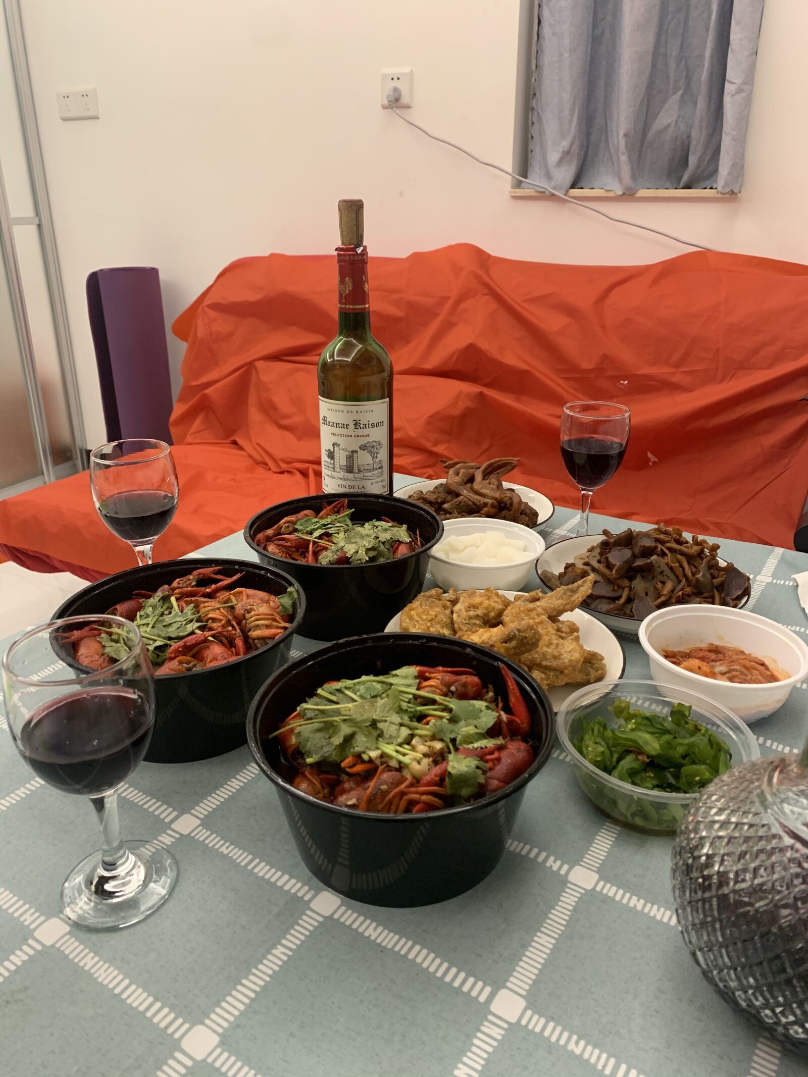 Apple iPhone XR sample photo. Food, wine, dinner photography