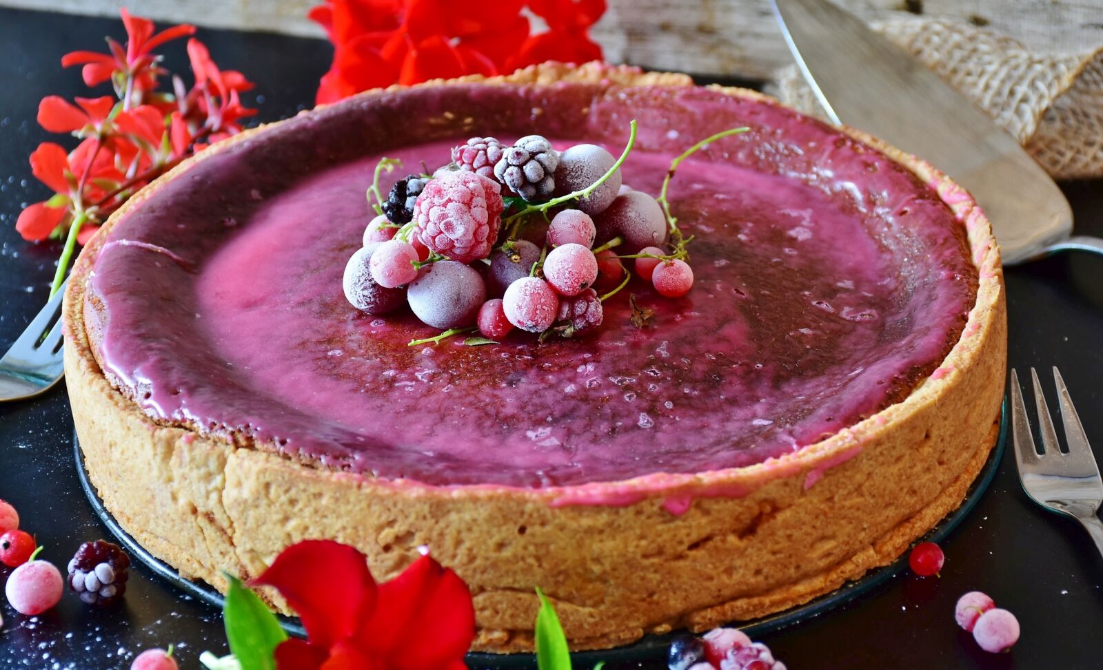 Nikon D7200 sample photo. Cake, cheesecake, berries photography