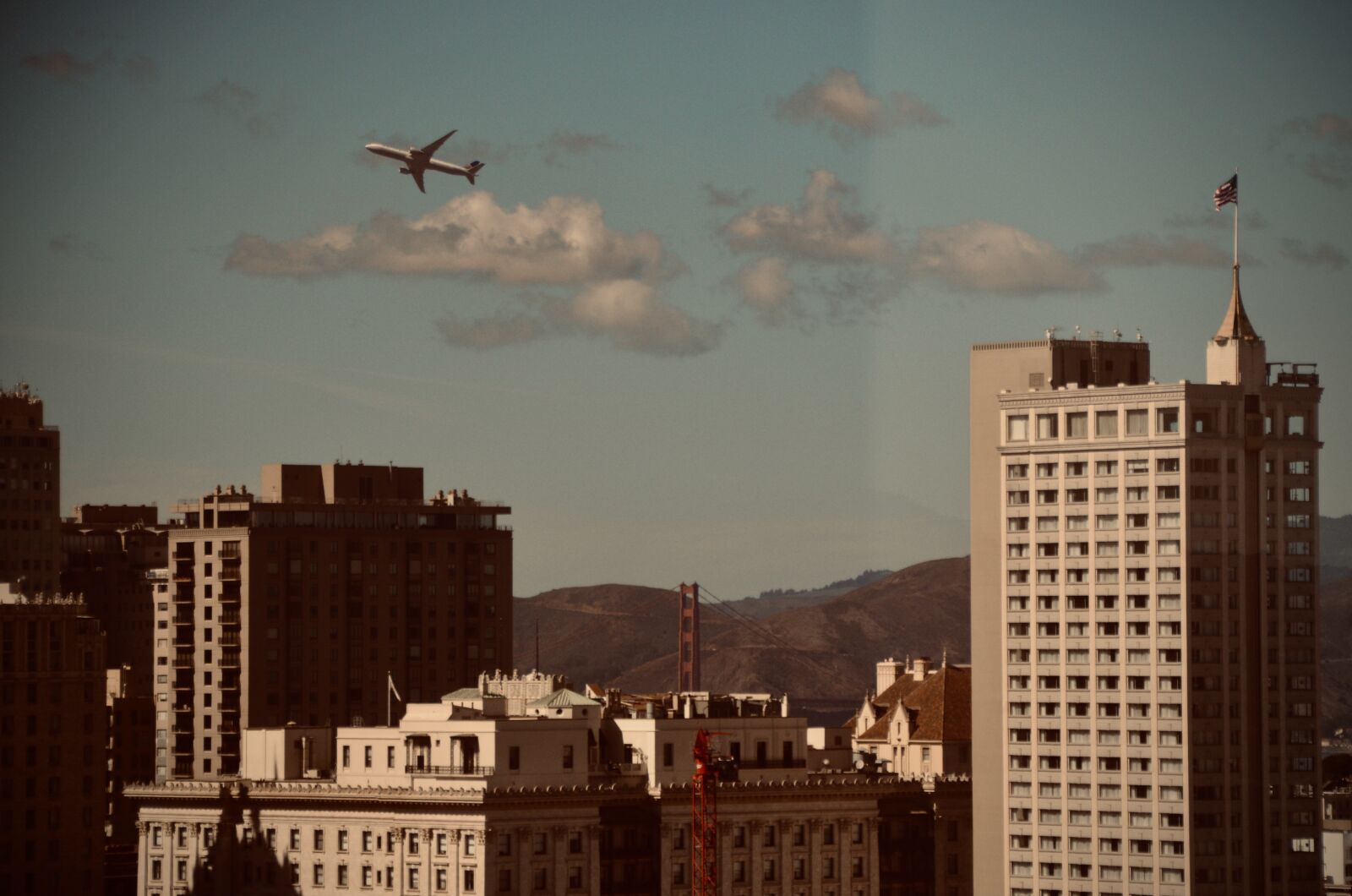 Nikon D5100 sample photo. San francisco, airplane, fleet photography