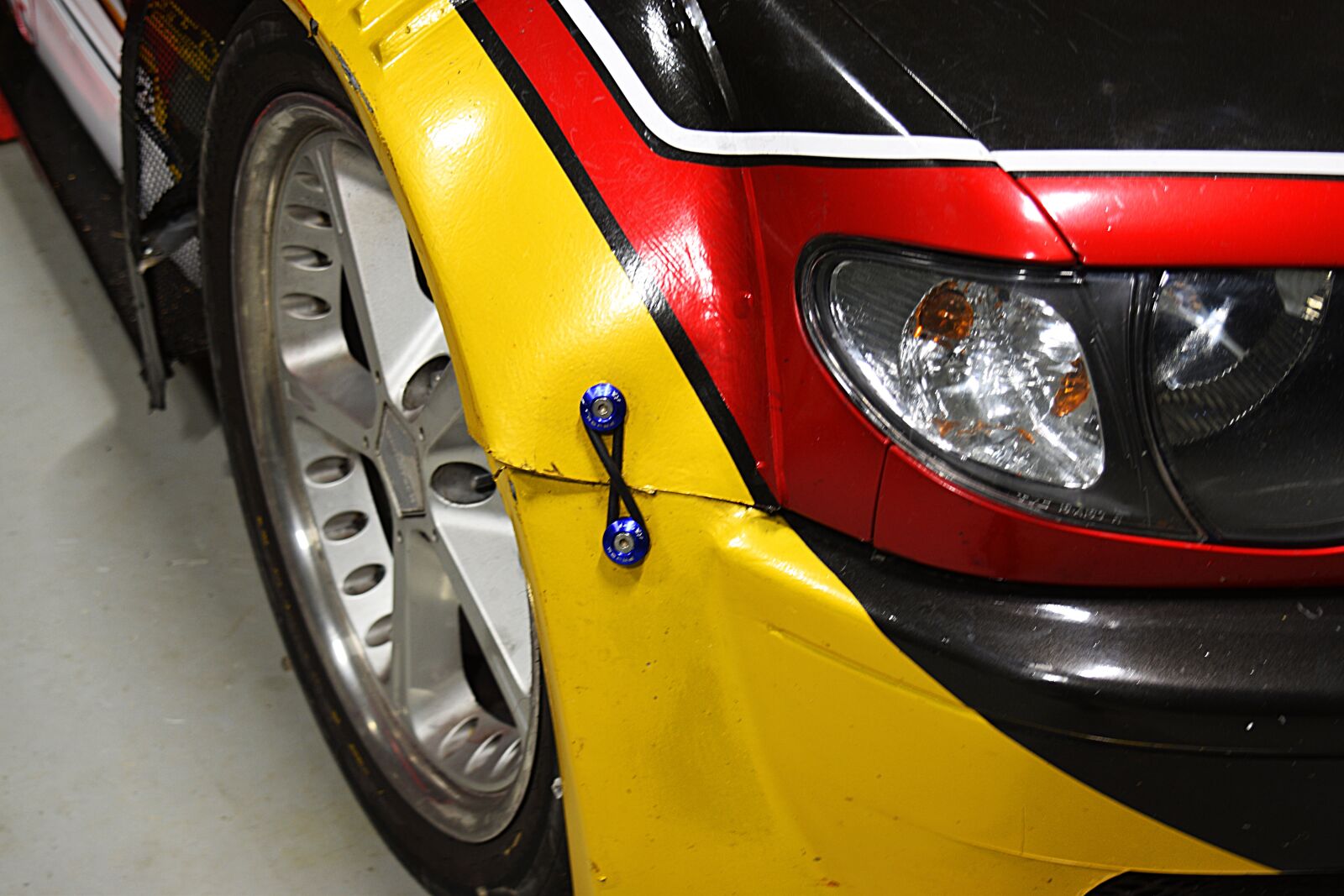 Nikon D3300 sample photo. Sports car, headlights, garage photography