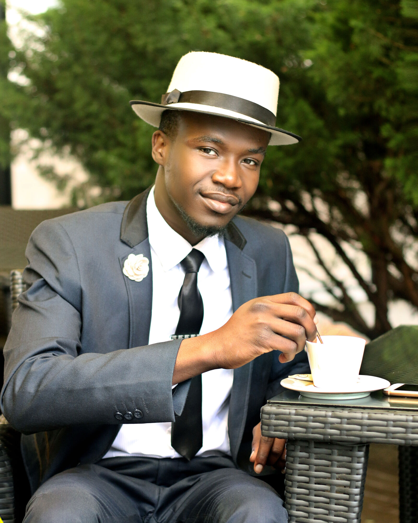 Canon EOS 70D + Canon EF 50mm F1.8 II sample photo. Black, and, white, suit photography