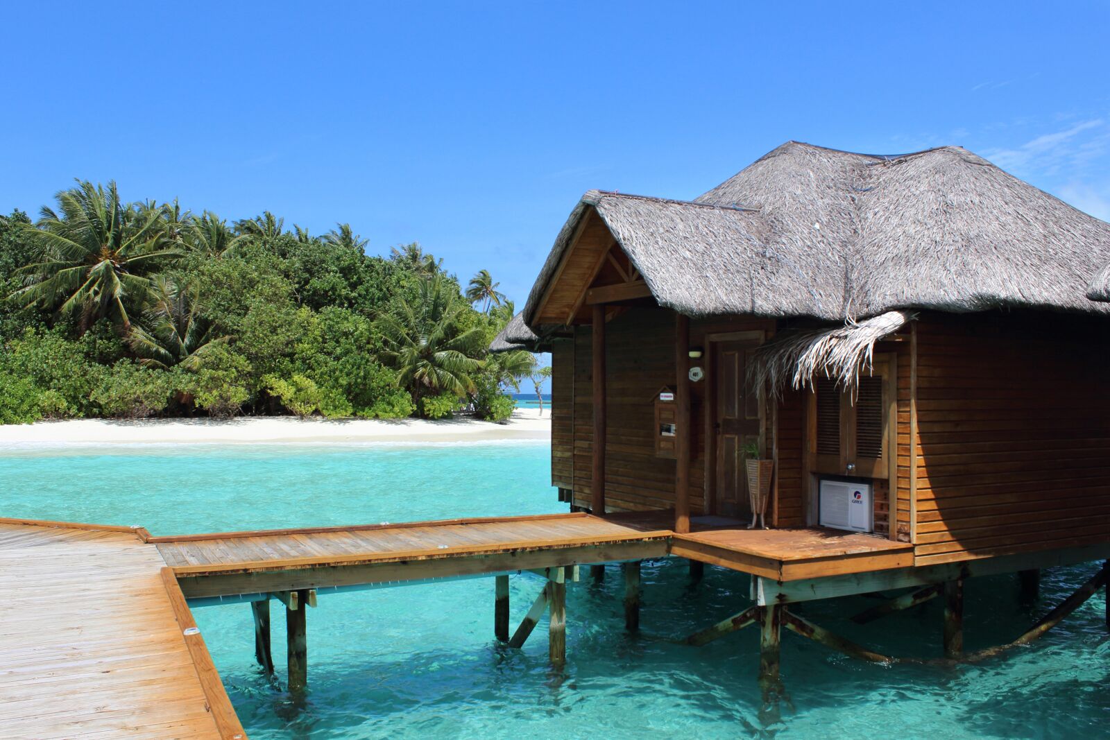 Canon EOS 1200D (EOS Rebel T5 / EOS Kiss X70 / EOS Hi) sample photo. Maldives, sea, beach photography