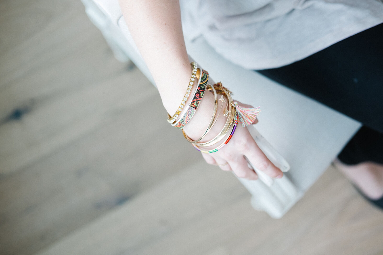 Fujifilm X-T1 + Fujifilm XF 35mm F2 R WR sample photo. Bangles, bracelets, fashion, girl photography