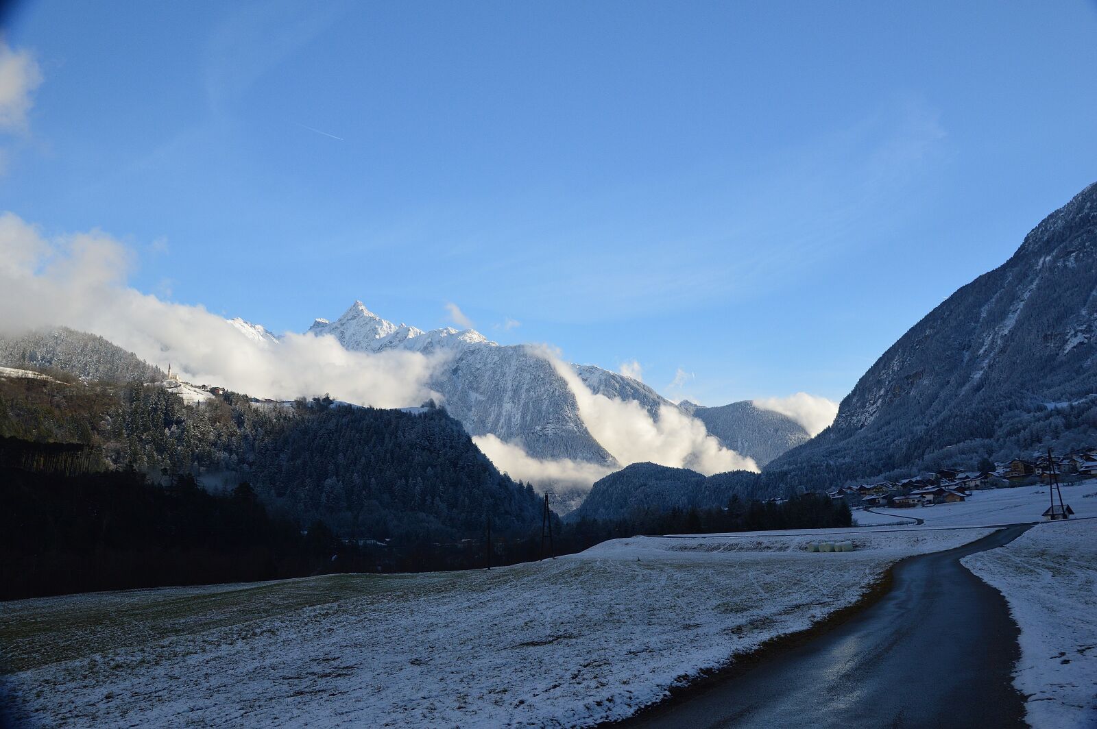 Nikon D3200 sample photo. Sautens, snow, clouds photography
