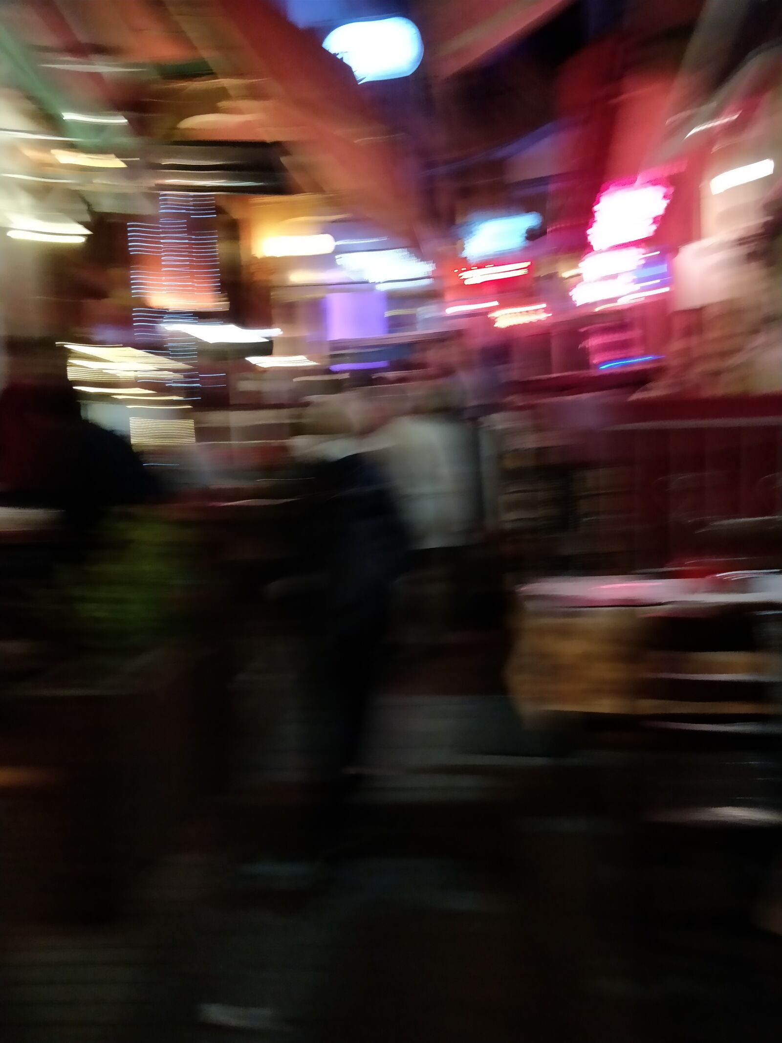 OnePlus A5000 sample photo. Blur, night blur, blurry photography