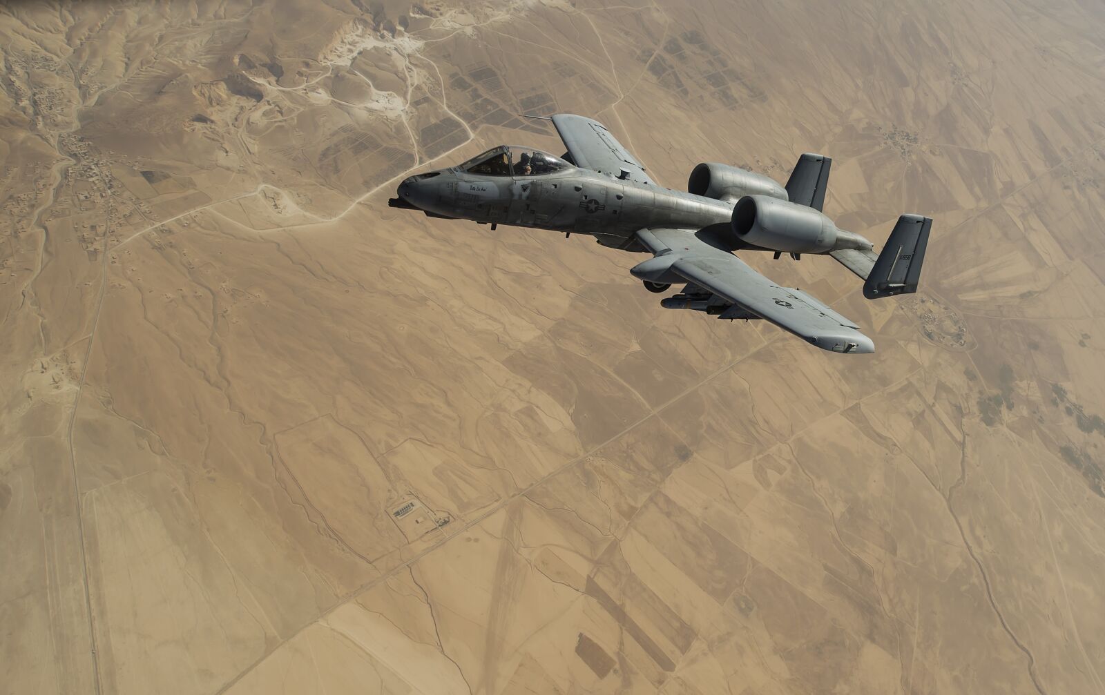 Nikon D4 sample photo. A-10, warthog, aircraft photography