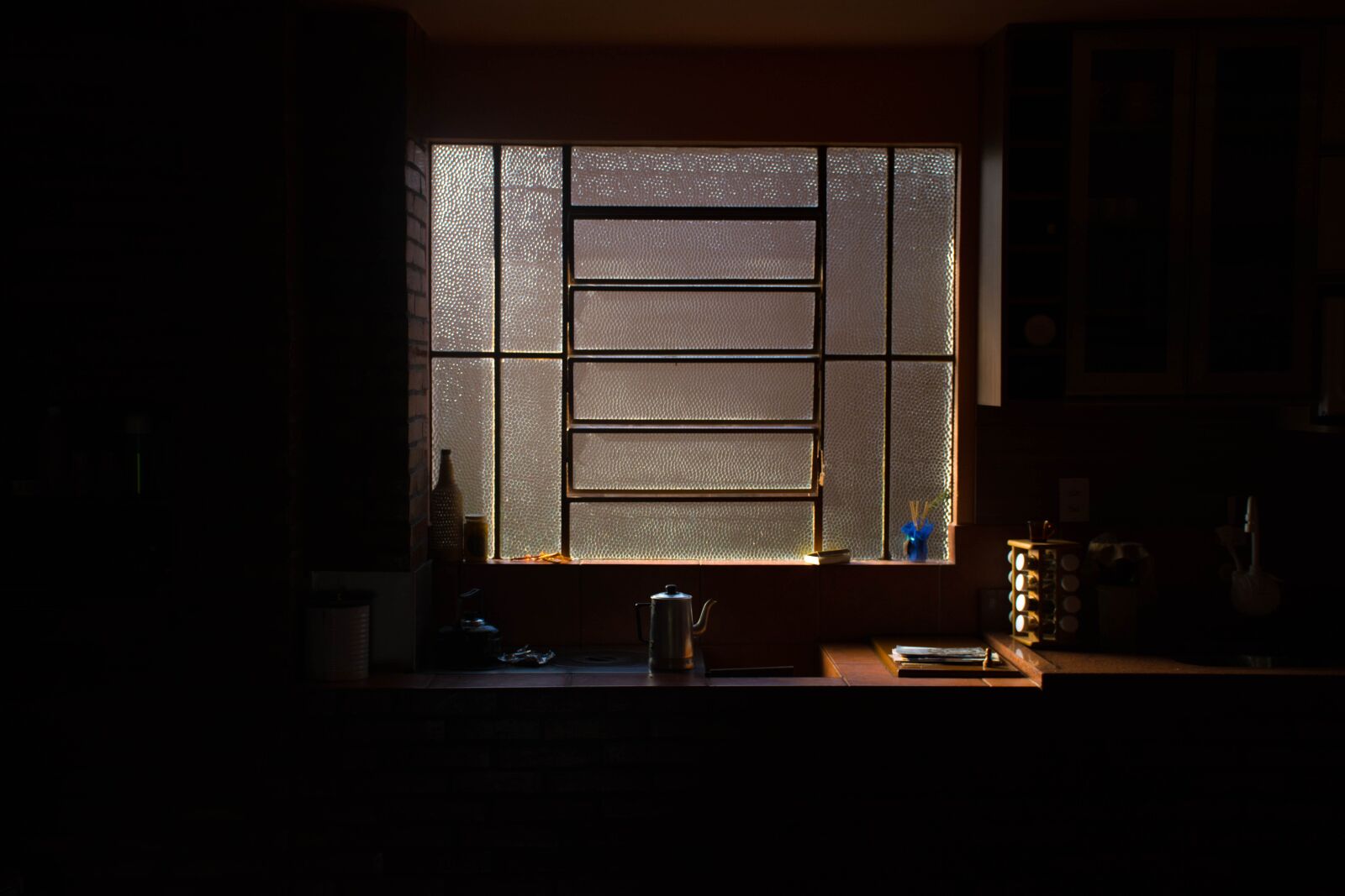 Nikon D7200 sample photo. Window, light, architecture photography