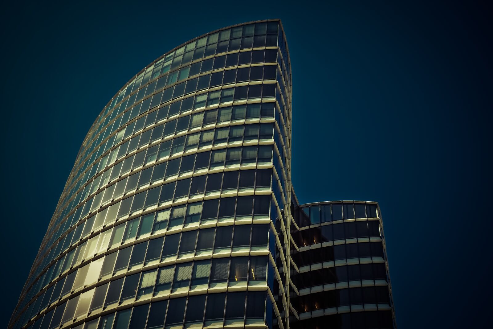 Olympus OM-D E-M10 sample photo. Architecture, evening sun, building photography