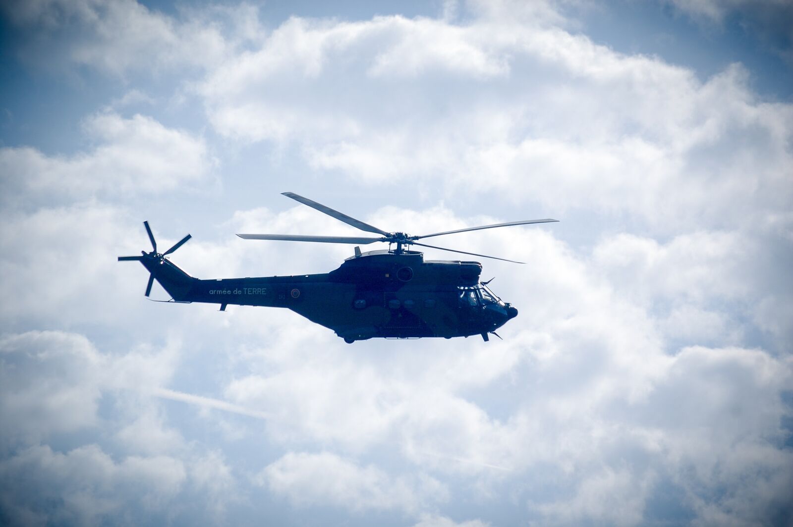 Nikon D40 sample photo. Helicopter, army, take off photography