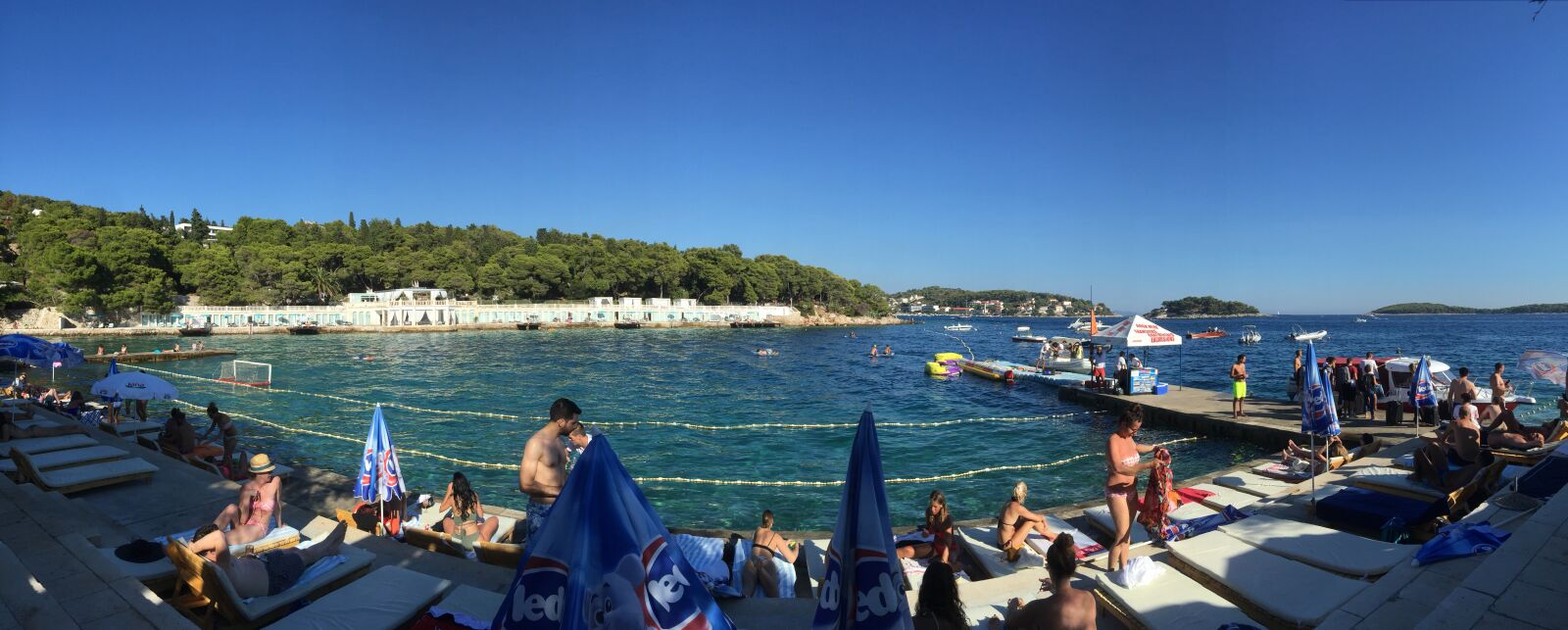 iPhone 6 Plus back camera 4.15mm f/2.2 sample photo. Seaside, hvar, croatia, 2016 photography