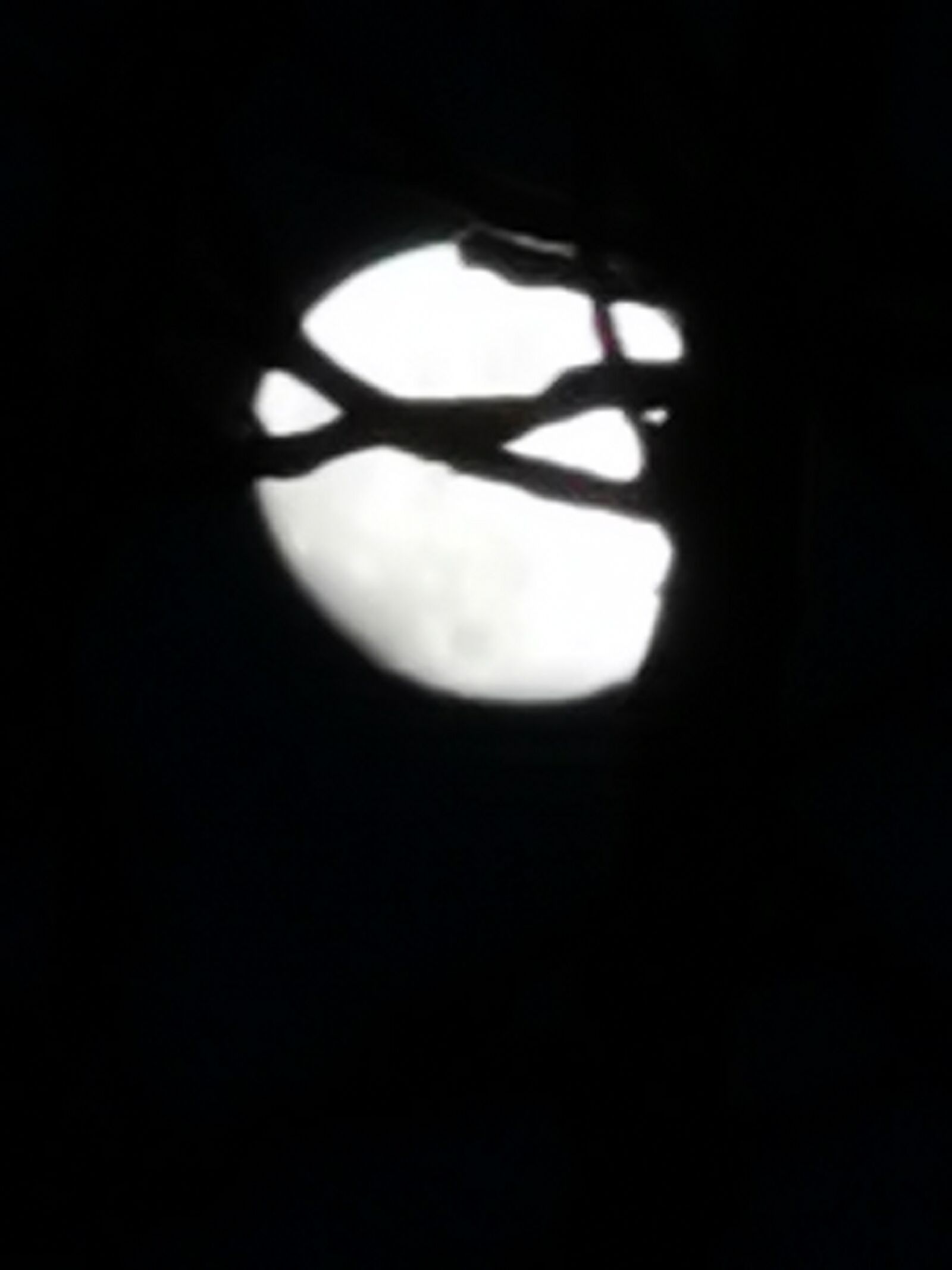 HUAWEI P30 Pro sample photo. Moon, night, ghostly photography