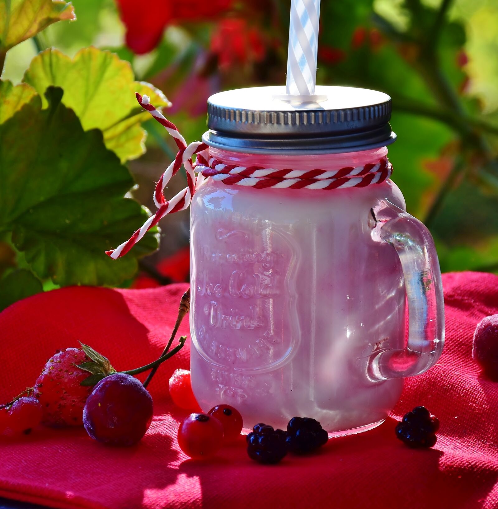 Nikon D7200 sample photo. Milk, milkshake, berries photography
