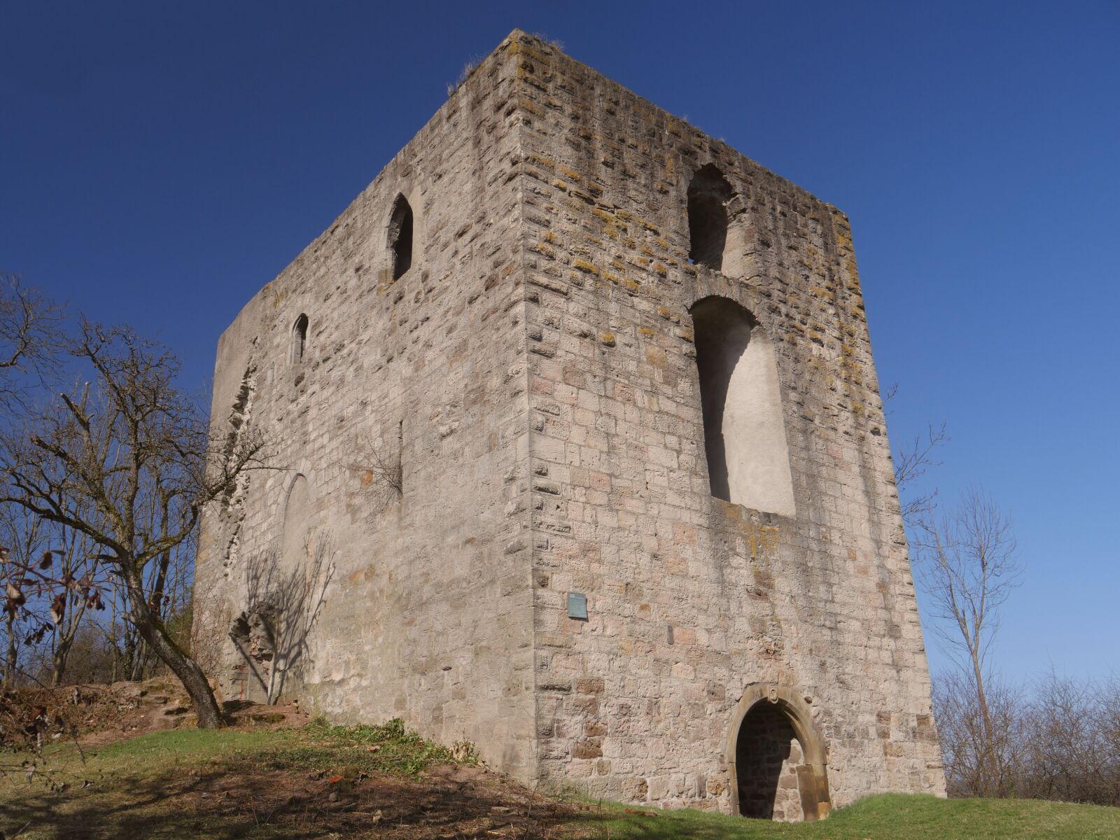 Panasonic Lumix DMC-GX8 sample photo. Castle, ruin, tower photography