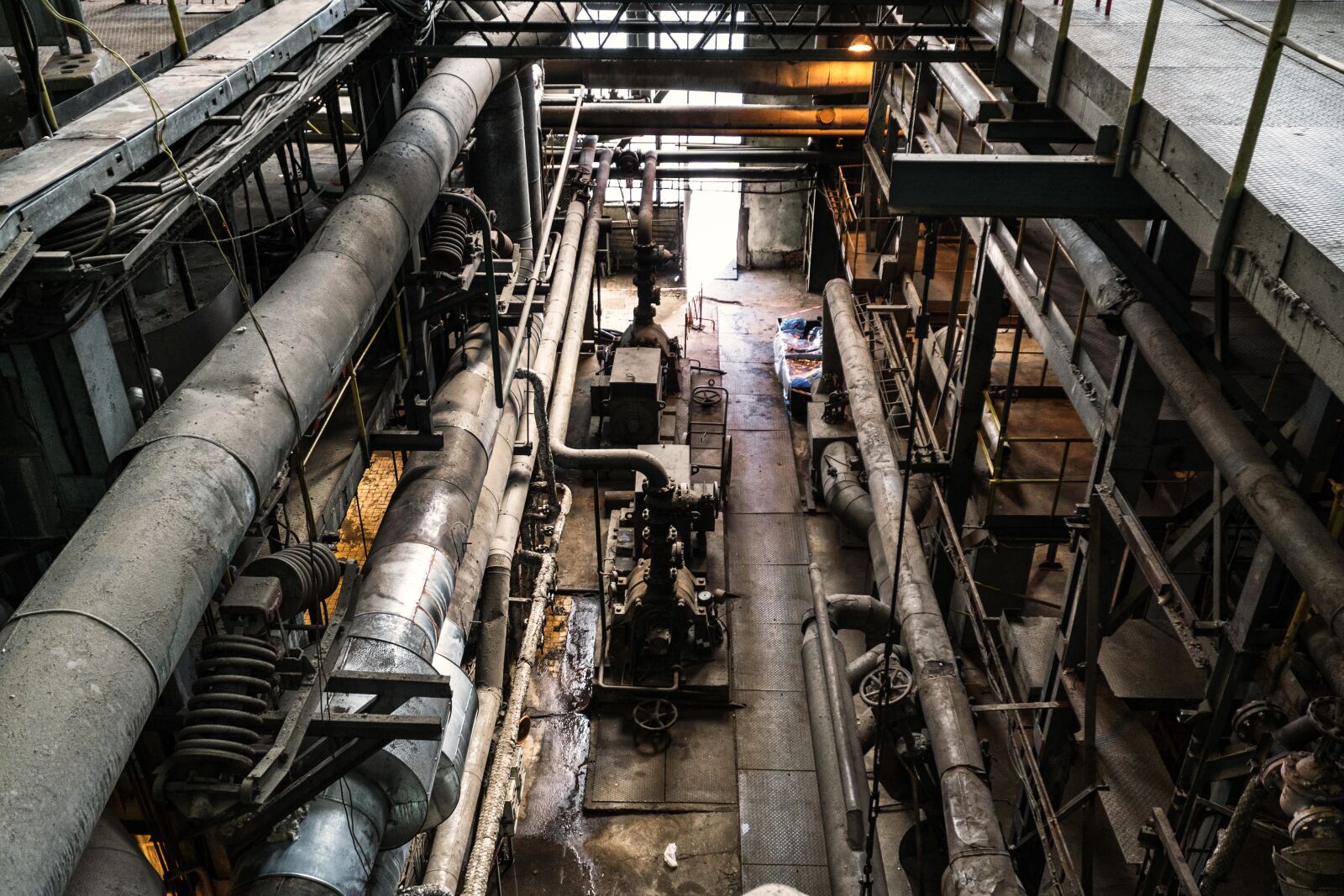 Sony a6000 + Sony E PZ 18-105mm F4 G OSS sample photo. Factory, steel, the industry photography