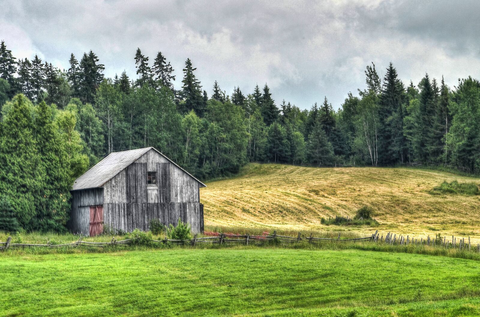 Nikon D5100 sample photo. Grange, fields, agriculture photography