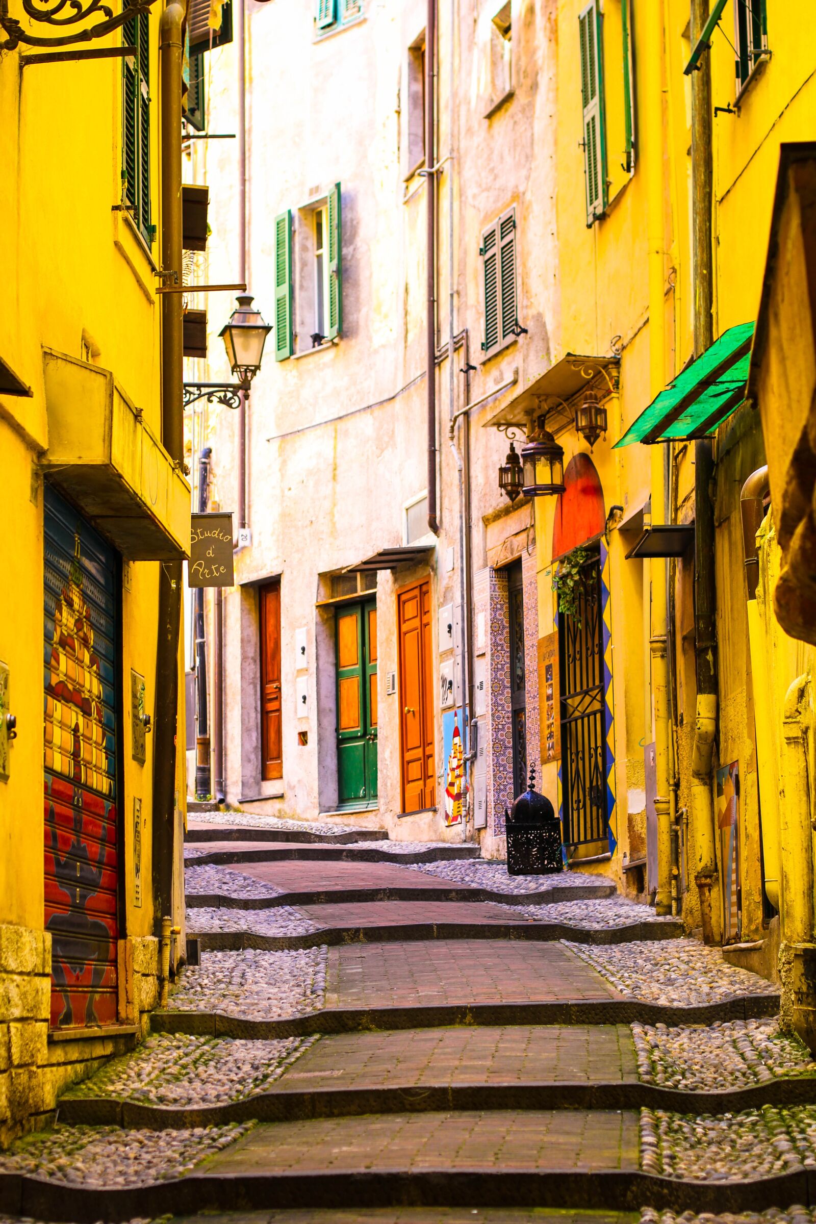 Canon EOS 60D + Canon EF 50mm F1.4 USM sample photo. Street, italy, city photography