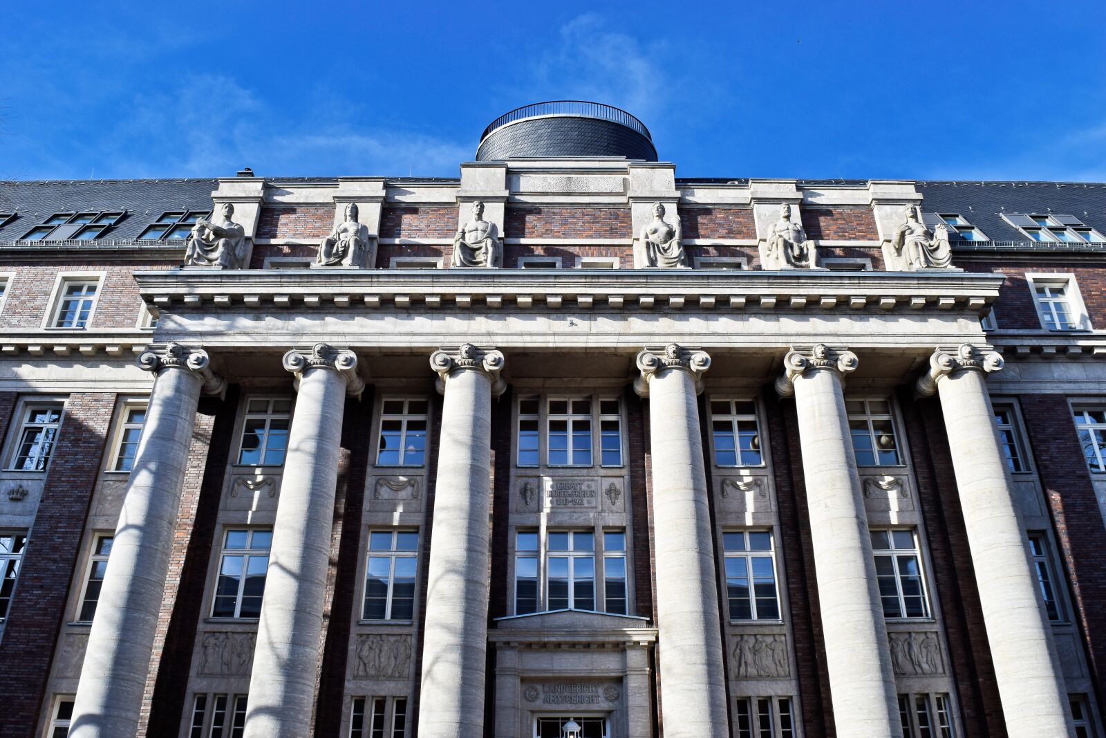 Nikon D3300 sample photo. Architecture, columnar, building photography