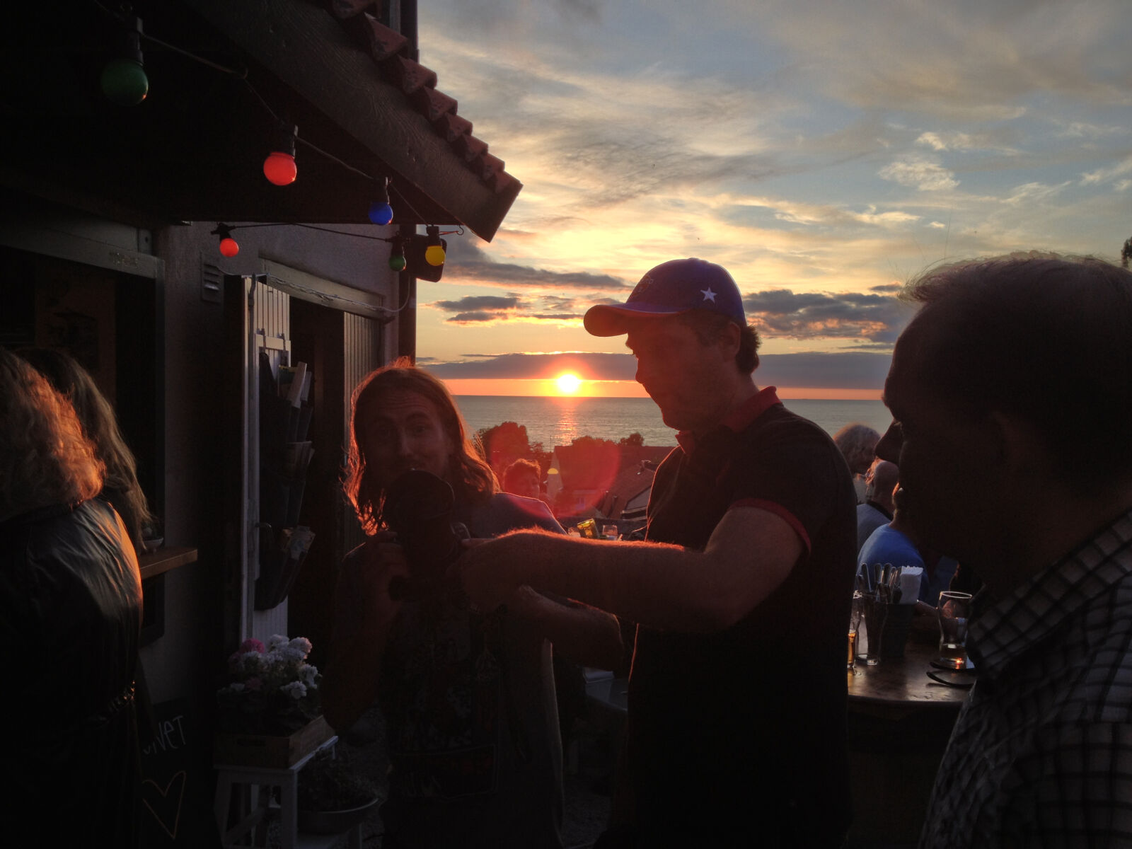 Apple iPhone 4S sample photo. Bar, people, summer, sunset photography